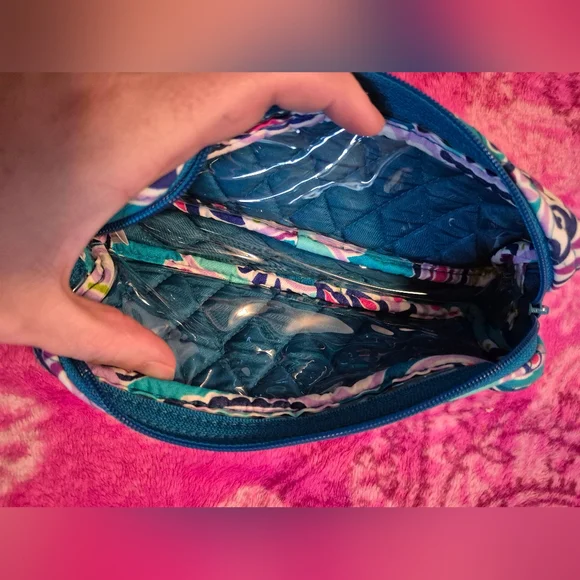 Vera Bradley Quilted Paisley Cosmetic Bag - Teal Purple Wakiki Patern - Picture 6 of 11